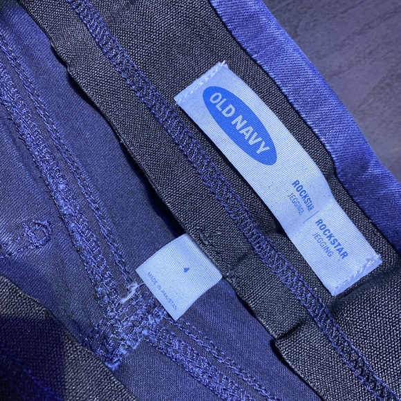 OLD NAVY Jeans - Picture 3 of 5